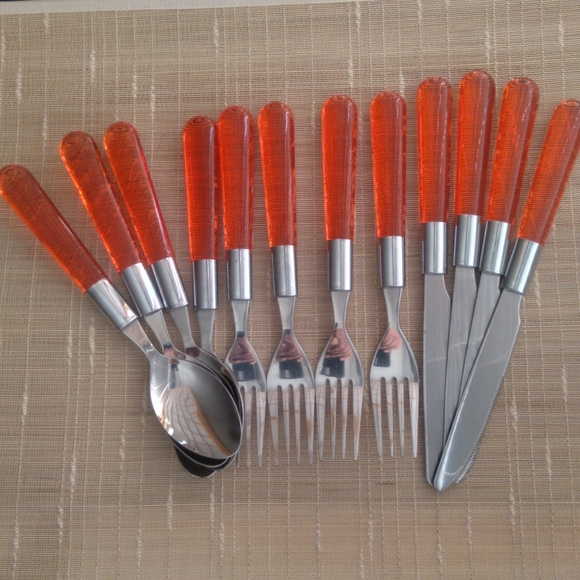 Hampton Silversmiths Other - Hampton Silversmiths Flatware Set with Orange Handles